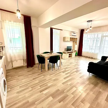 Marcony Summerland Apartment