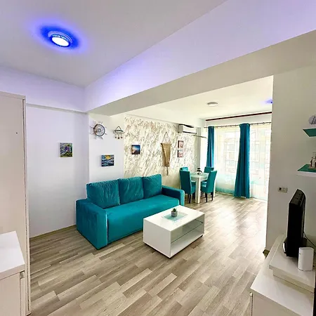Marcony Summerland Apartment